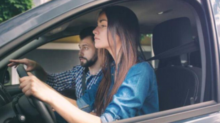 "Qadın sürücülərin səhvləri daha çox təcrübəsizlikdən qaynaqlanır" - Ekspert 