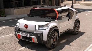 Citroen şaquli alın şüşəsi olan elektrokarı nümayiş etdirib 