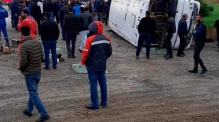 Bakı-Qazax yolunda ağır avtobus qəzası: 23 nəfər xəsarət aldı - YENİLƏNİB - VİDEO