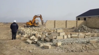 Gəncədə qanunsuz tikintinin qarşısı alındı  - FOTO - VİDEO