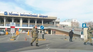 Hava limanında bomba təhlükəsi - Təxliyə başlayıb 