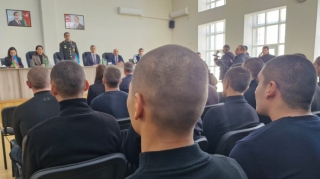 3 nəfər yeniyetmə də azadlığa çıxdı 