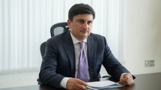 Agentlik sədri 4 nəfərə yüksək vəzifə verdi - FOTOLAR 