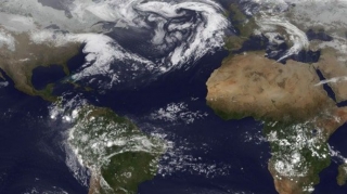 Dünyadakı meteoroloji dəyişikliklərin kosmosdan görünüşü   - VİDEO