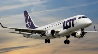 LOT Varşavadan Bakıya uçuşların sayını artırmaq istəyir 