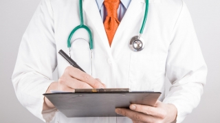 İcbari tibbi sığorta: Vətəndaşlar niyə məmnun deyil? - ARAŞDIRMA 