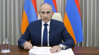 Dəmir yolu üzrə razılaşmalara yenidən baxmaq niyyətində deyilik - Paşinyan 