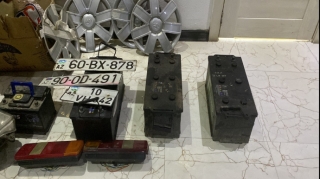 Sabunçuda yük maşınlarının akkumlyatorlarını oğurlayan şəxslər tutulub - VİDEO 