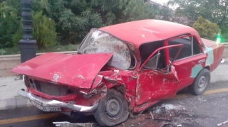 Şamaxıda 2 avtomobil toqquşub, yaralılar var - FOTO