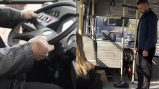 Sürücü niyə avtobusda namaz qılmalıdır? – Mübahisə böyüdü 