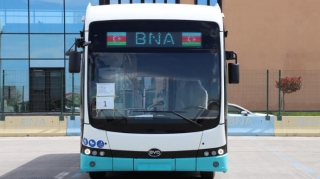 В Баку на маршрутную линию запущен первый электробус  - ФОТО