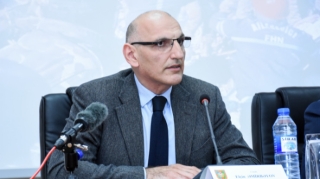  Elçin Əmirbəyov Laçın yolundakı vəziyyətin həlli yolunu AÇIQLADI 