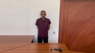 Novxanıda “Makarov” satmaq istəyən şəxs saxlanılıb  - VIDEO