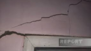 Kürdəmirdə baş vermiş zəlzələ nəticəsində bəzi evlərdə çatlar əmələ gəlib  - VİDEO