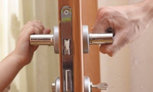 Valideynlərin nəzərinə: "Evdə heç kim yoxdur" - VİDEO