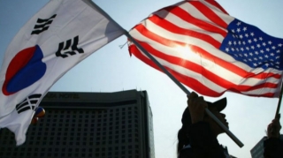 Южная Корея заявила о возможных ядерных учениях с США