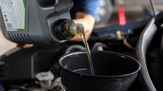 Моторные масла на синтетической основе: в чем их секрет? 