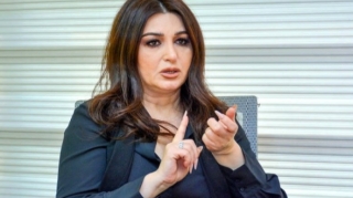 “Maşın sürməkdən qorxuram” - Əməkdar artist 