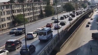 На каких улицах Баку 1 августа наблюдаются транспортные заторы? - ФОТО