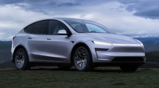 В электромобилях Tesla Model Y L появятся голосовые ассистенты на базе ИИ - ФОТО