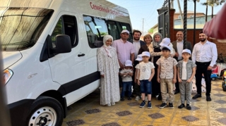 Prezident 11 uşaqlı ailəyə “Qazel” hədiyyə etdi - FOTO 