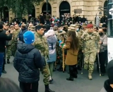 Parada gələn qazilərimiz bu cür qarşılandı - VİDEO 