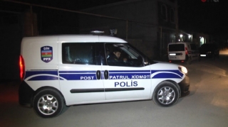 Biləsuvarda polisi bıçaqlayan şəxsə hökm oxunub 