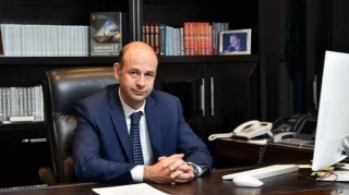 Yeni sədr gəldi, ixtisarlar başladı - 70 nəfər işdən çıxarılır 