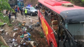 Avtobus döngədən aşdı, 24 nəfər öldü 