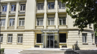 "Formula-1"ə görə bəzi məktəblər distant tədrisə keçib - SİYAHI  