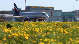 Rusiyadan Türkiyəyə uçan sərnişin təyyarəsi təcili eniş etdi