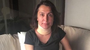 Tanınmış aktrisa qəzaya düşdü: Boynundan yaralandı - FOTO
