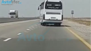 Bakı-Gəncə avtobusu uzun yolu düzünə yox, çəpinə gedib   - VİDEO
