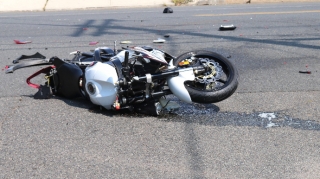 Siyəzəndə qəza:  "Moped" sürüsüsü xəsarət aldı