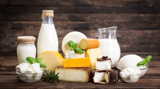 В Азербайджане начали маркировать молочную продукцию: вырастут ли цены? - ВИДЕО
