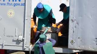 Sumqayıtda aşkarlanan radioaktiv maddə FHN-in xüsusi kombinatına aparıldı  - VİDEO - FOTO