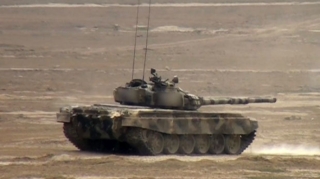 Azərbaycan Ordusunun tank bölmələrinin döyüş hazırlığı təkmilləşdirilir - VİDEO 