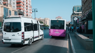 "Maşını park edə bilmirik, həyatımız təhlükədədir..."  - Hər kəsi narazı salan zolaqlar... - FOTOLAR 