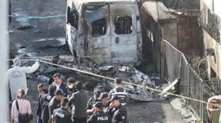 Ötən gün qəzaya uğrayan təyyarənin məhəlləyə düşmə anı:  Dəhşətli görüntülər   - VİDEO