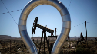 Азербайджанская нефть подешевела 