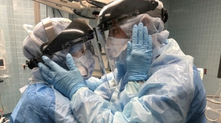 Dünyada COVID-19-dan sağalanların sayı 2,5 milyonu ötdü