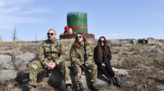 Mehriban Əliyeva Cıdır düzündən şəkillər paylaşdı   - FOTO