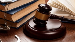 Məhkəmə sədrinə böhtan atan şəxs həbs edildi 