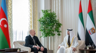 İlham Əliyev Əbu-Dabidə BƏƏ prezidenti ilə görüşdü - FOTOLAR 