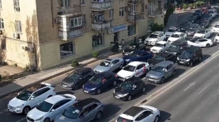 Bakının bir sıra yollarında tıxac var - SİYAHI 