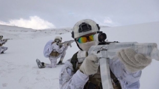 Naxçıvanın xüsusi təyinatlı bölmələri yüksək dağlıq ərazilərdə məşğələlər keçirirlər - VİDEO 