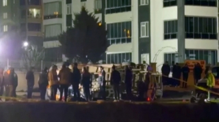 Avtomobillə toqquşan mikroavtobus aşdı - 2 ölü, 12 yaralı  