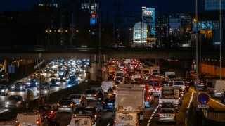 Bu şəhərdə həftənin cüt günləri yaranan tıxaca çarə axtarılır - Maraqlı 