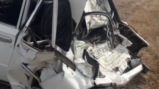 Bakı-Qazax yolunda mikroavtobus zəncirvari qəza törədib, xəsarət alanlar var