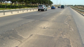 Deputat hökumətə çağırış etdi:  “Bakı-Quba yolu çox bərbad vəziyyətdədir”